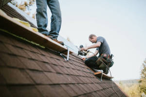 Local Roofers in Farmington, CA